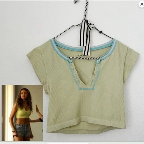 Urban Outfitters Out From Under Go for Gold Seamless Short Sleeve Top - Picture 1 of 6